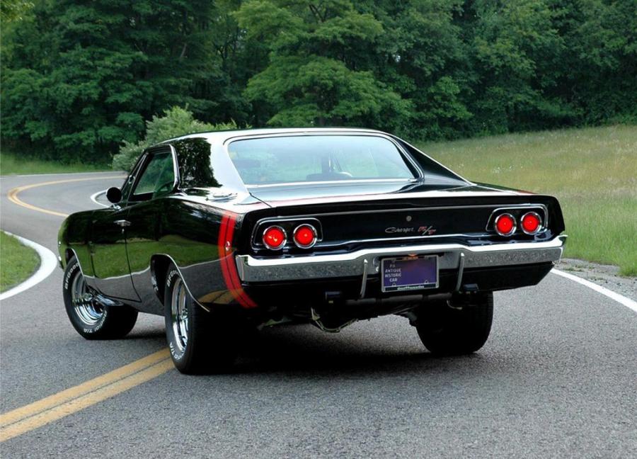  Dodge Charger R/T 1968 года  (фото 6 из 11)